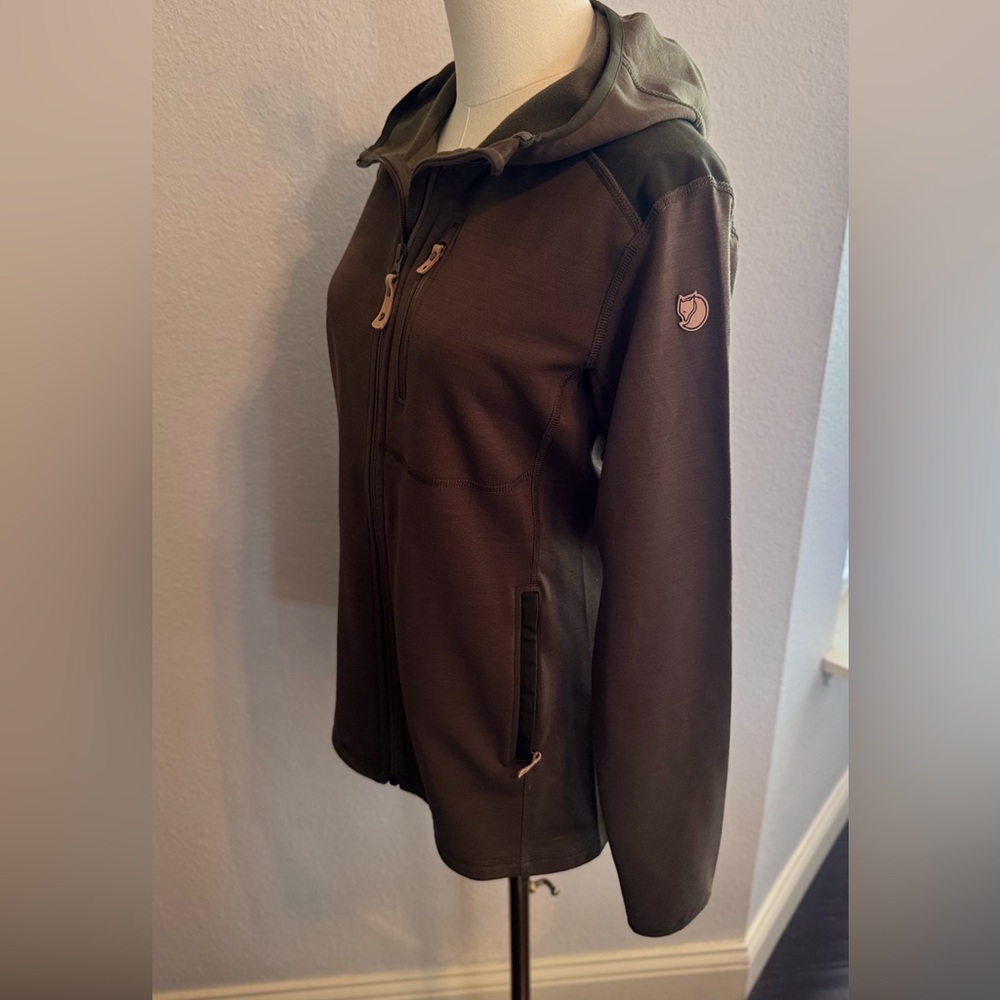 FJALLRAVEN Women's Keb Fleece Hoodie Lightweight Jacket Front Zip Olive Green - Picture 7 of 16